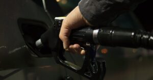 découvrez tout sur le carburant : types, usages, impact environnemental et conseils pour choisir le meilleur pour votre véhicule. restez informé sur les dernières innovations et pratiques durables.