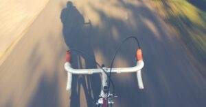découvrez tout sur les freins : types, fonctionnement, entretien et conseils pour assurer votre sécurité sur la route. apprenez à choisir les meilleurs freins pour votre véhicule.