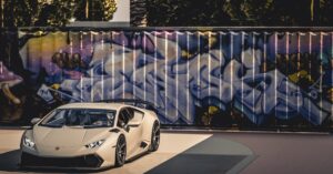 découvrez l'univers fascinant du design automobile, entre innovation, esthétique et technologie. plongez dans les tendances actuelles, les techniques de conception et l'évolution des véhicules du futur.