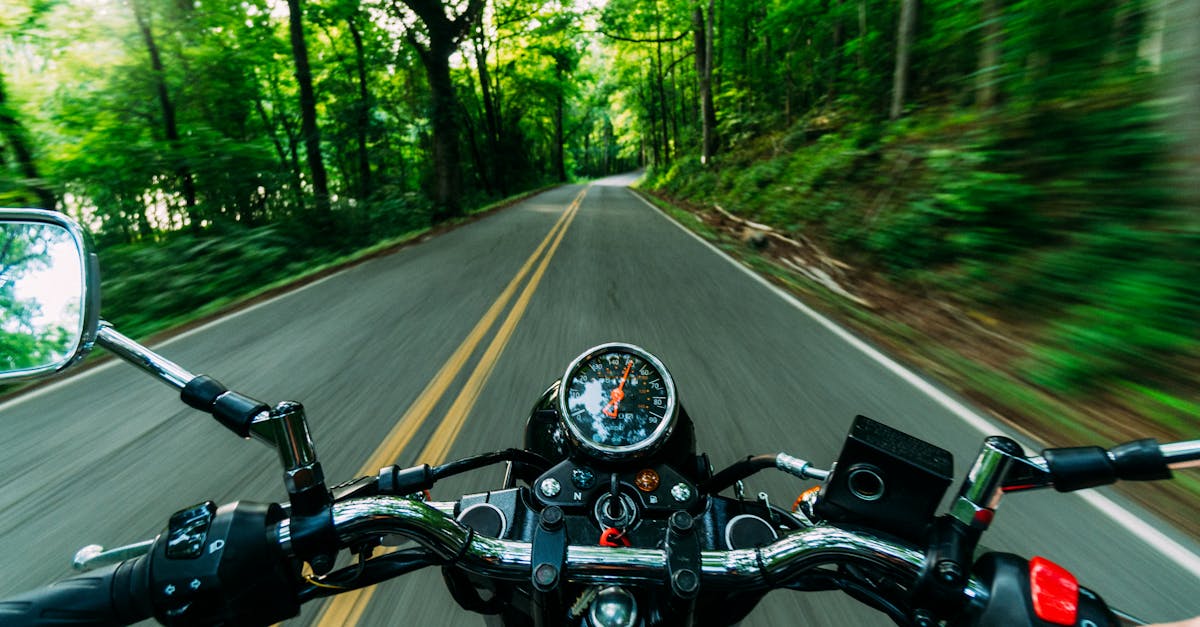 Voies rapides : l’impact des motos sur la sĂ©curitĂ© routière