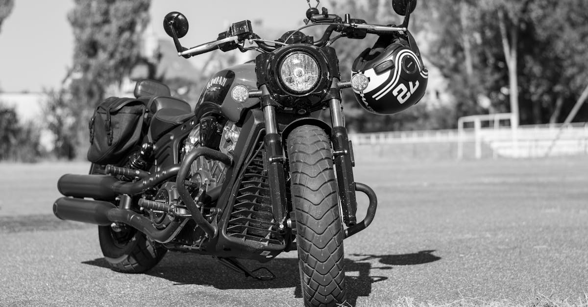 découvrez notre vaste sélection d'accessoires pour motos, conçus pour améliorer votre expérience de conduite et personnaliser votre véhicule. que vous soyez amateur ou professionnel, trouvez tout ce dont vous avez besoin pour votre moto, de la sécurité à la performance.