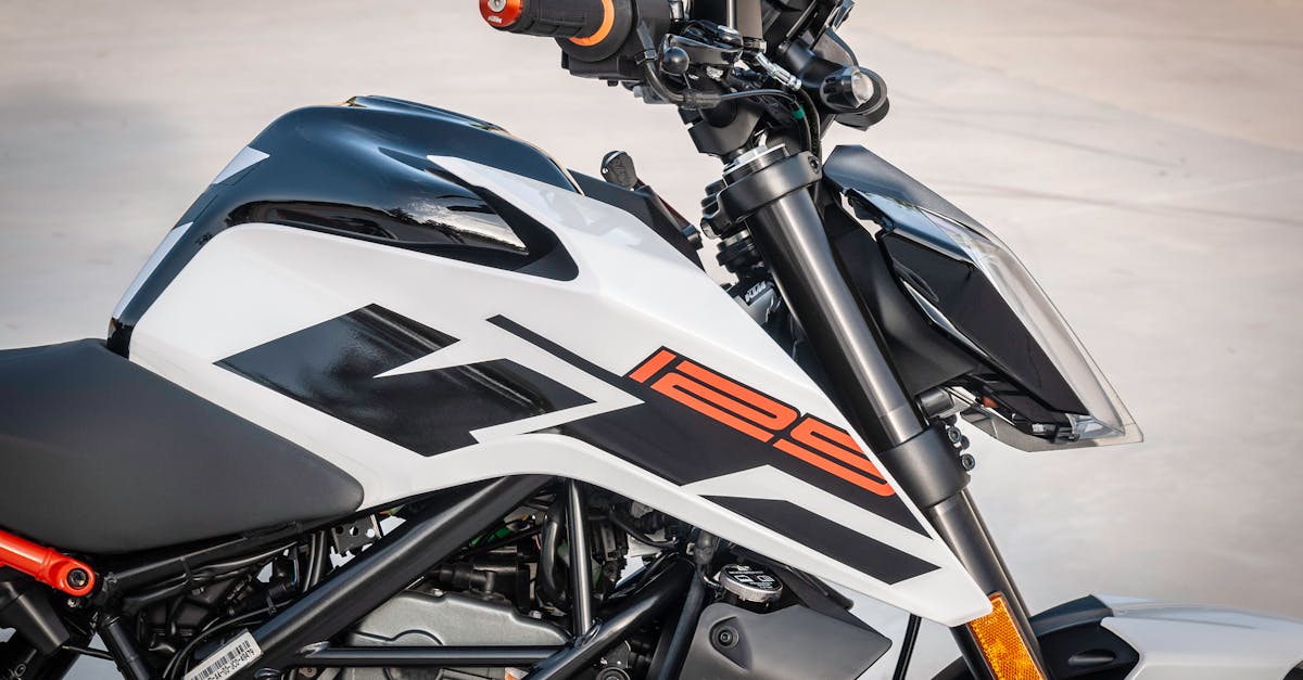 découvrez l'univers de la mécanique motocycliste : conseils, astuces et techniques pour entretenir et réparer votre moto. devenez un expert en maintenance grâce à nos guides détaillés et nos ressources adaptées à tous les niveaux.