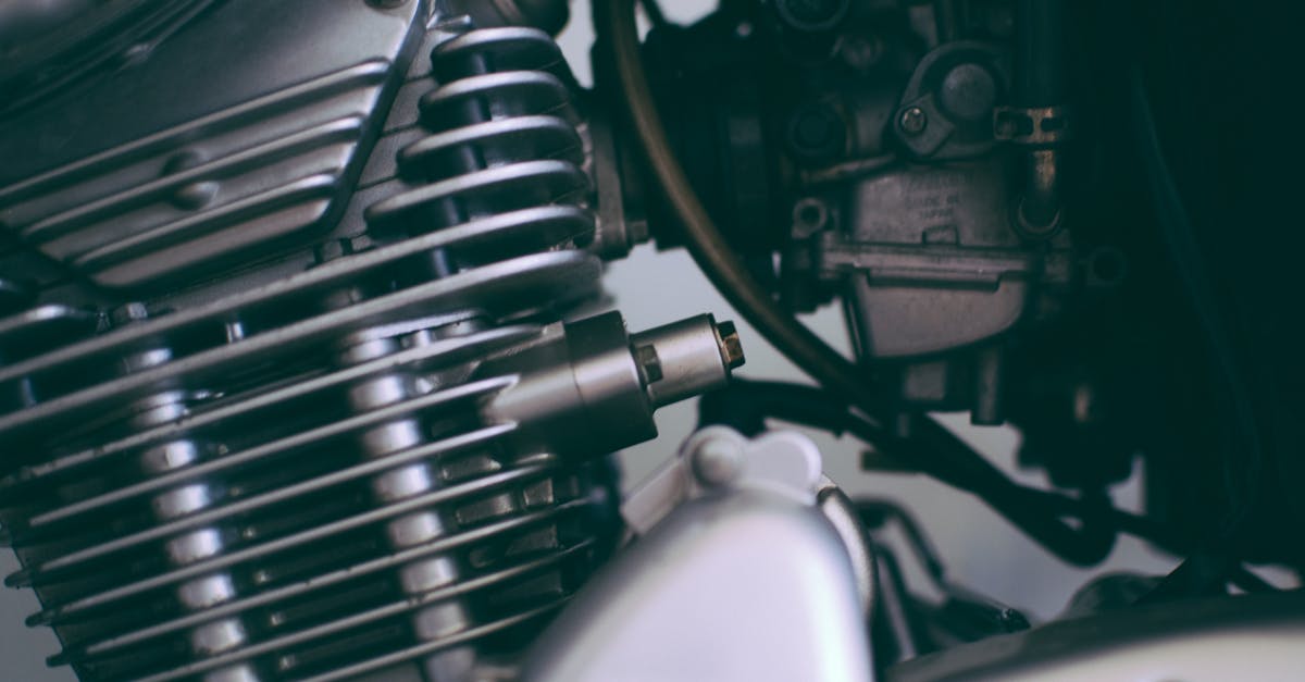 découvrez notre vaste sélection de pièces de moto de haute qualité pour tous les types de motos. que vous soyez un passionné ou un professionnel, trouvez les pièces qu'il vous faut pour améliorer les performances et la sécurité de votre véhicule. parcourez notre catalogue et donnez à votre moto le meilleur entretien qu'elle mérite !
