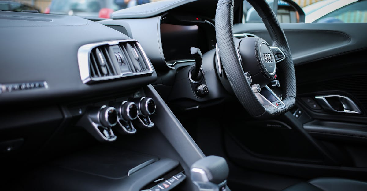 découvrez l'audi a6 avant, une combinaison parfaite d'élégance et de performance. avec son design raffiné, ses technologies avancées et son espace généreux, cette voiture de luxe est idéale pour les familles et les professionnels. explorez ses fonctionnalités, son confort exceptionnel et sa conduite dynamique.