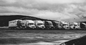 découvrez notre gamme complète de véhicules commerciaux adaptés à tous vos besoins professionnels. robustes, fiables et conçus pour optimiser votre productivité, nos véhicules sont parfaits pour le transport de marchandises, les chantiers et bien plus encore. explorez nos options dès aujourd'hui!