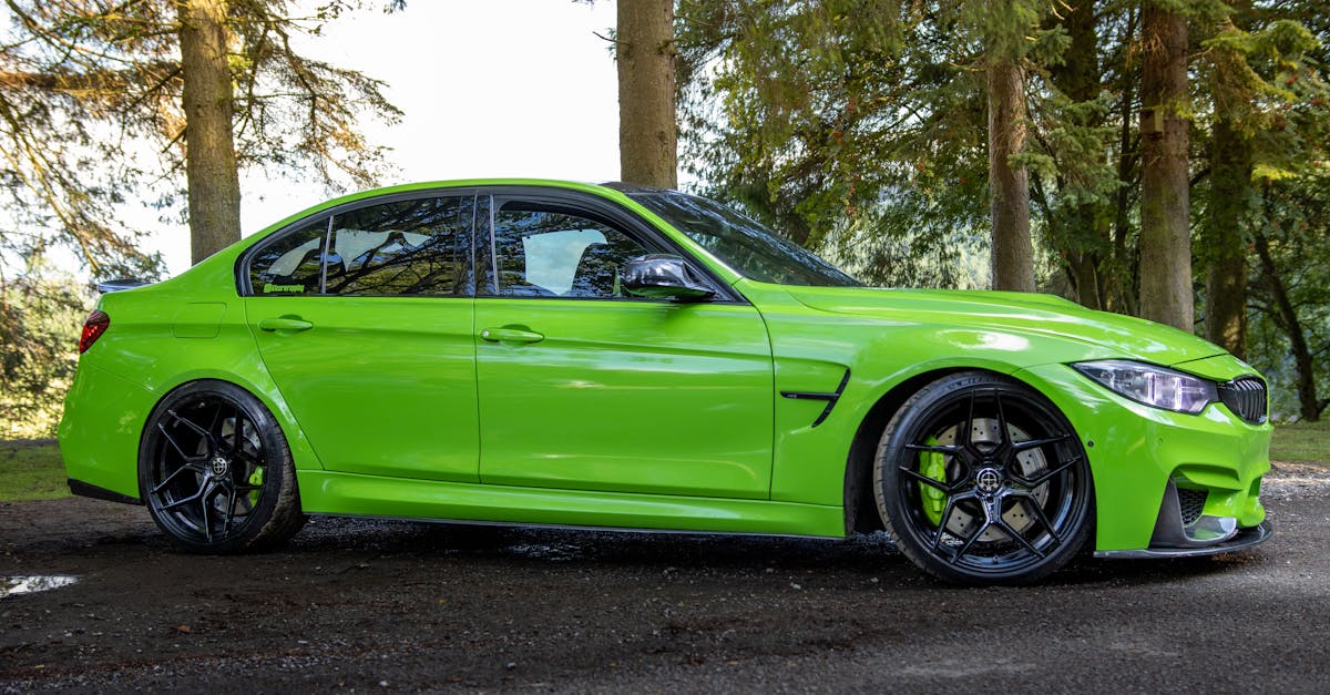 découvrez la légende sur roues : la bmw m3 evo 2, une fusion parfaite de puissance, d'élégance et de technologie. plongez dans l'univers des performances automobiles avec cette icône qui allie design audacieux et sensations de conduite inégalées.