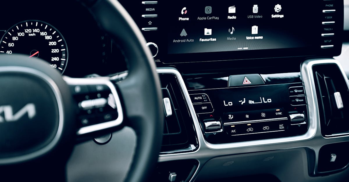 découvrez carplay, la technologie qui transforme votre expérience de conduite en connectant votre iphone à votre voiture. accédez facilement à vos applications, musiques et directions grâce à une interface intuitive et sécurisée.