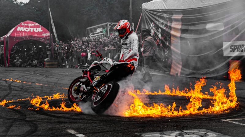 Les 24 heures motos 2025 : un événement immanquable pour les amateurs de sensations fortes