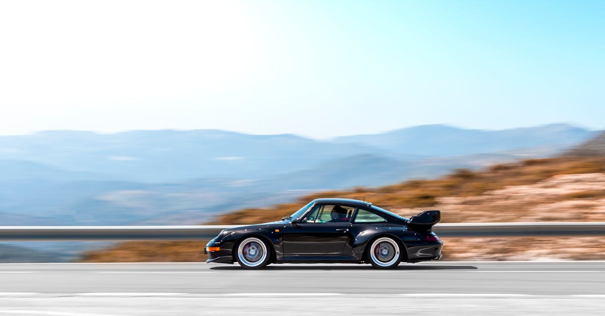 découvrez l'univers fascinant de porsche, une marque emblématique alliant performance, luxe et innovation. explorez les derniers modèles, les technologies avancées et l'héritage remarquable de cette légende automobile.
