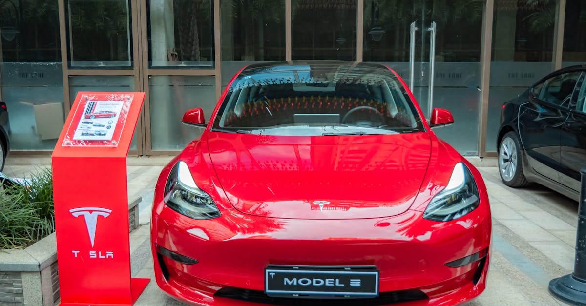 découvrez la tesla model y 2025, un suv électrique alliant performance, confort et technologie de pointe. avec son autonomie impressionnante, son intérieur spacieux et ses fonctionnalités innovantes, la model y est conçue pour une conduite durable et agréable. explorez son design futuriste et ses dernières mises à jour qui font de ce modèle un choix incontournable pour les amateurs de véhicules électriques.