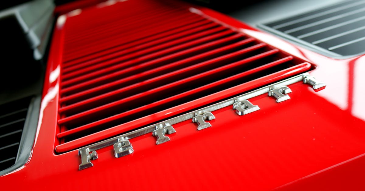 découvrez l'univers fascinant de ferrari, la marque de voitures de sport emblématique qui allie performance, design et innovation. explorez l'histoire riche de cette légende italienne et les modèles emblématiques qui font rêver les passionnés d'automobile.