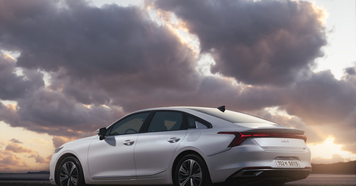 découvrez la kia cee'd, une berline compacte alliant style, confort et technologies avancées. profitez d'une conduite agréable et de performances remarquables, tout en bénéficiant d'un intérieur spacieux et d'options de personnalisation variées. la kia cee'd est le choix idéal pour les conducteurs en quête de fiabilité et d'élégance sur la route.