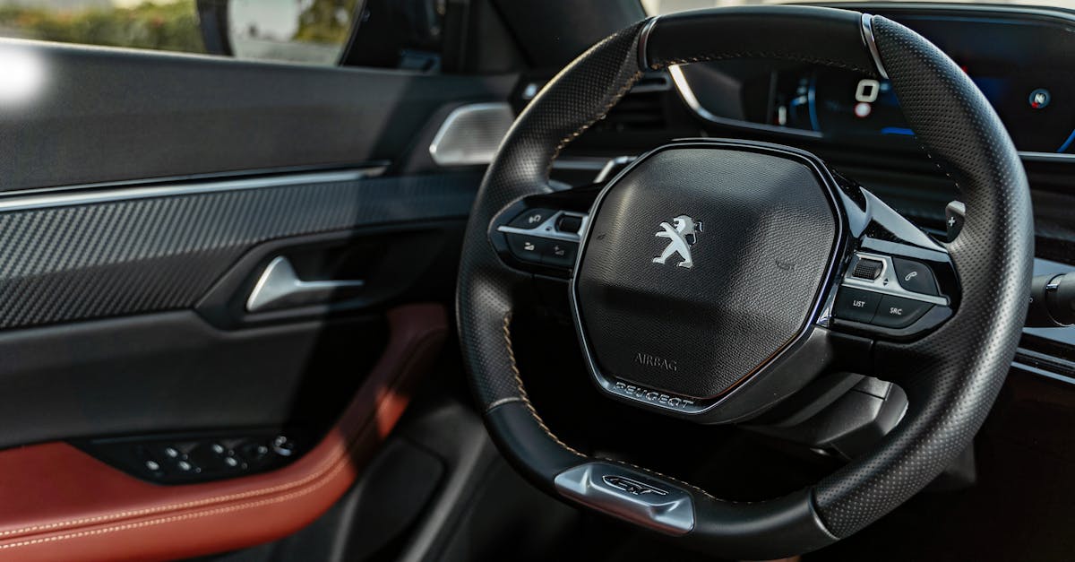 découvrez la légende des voitures sportives des années 80 avec la peugeot 205 gti. alliant performance, design emblématique et sensations de conduite inégalées, cette voiture iconique vous plonge dans l'univers du plaisir automobile. parfaite pour les passionnés et les amateurs de vintage.