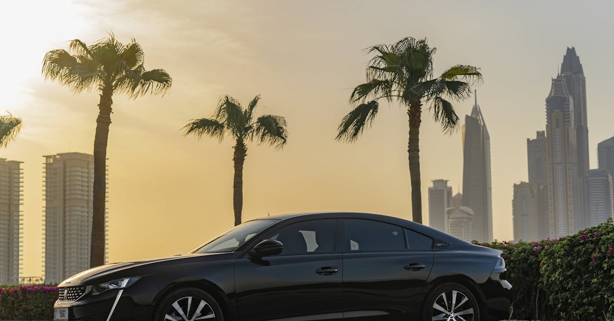 découvrez la peugeot 308, une berline élégante alliant design innovant, technologies avancées et confort de conduite exceptionnel. explorez ses performances dynamiques et ses caractéristiques pratiques qui en font le choix idéal pour les conducteurs modernes.