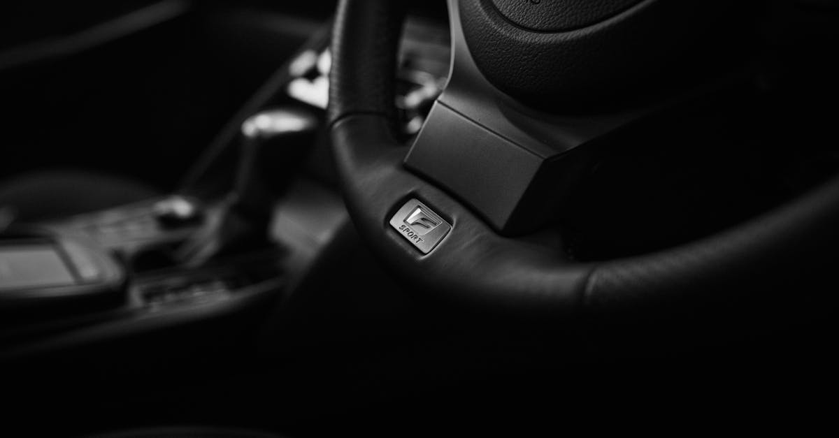 découvrez tout ce qu'il faut savoir sur le rappel des airbags takata. informez-vous sur les risques, les modèles concernés et les étapes à suivre pour assurer votre sécurité. ne laissez pas un problème de sécurité compromettre votre conduite.