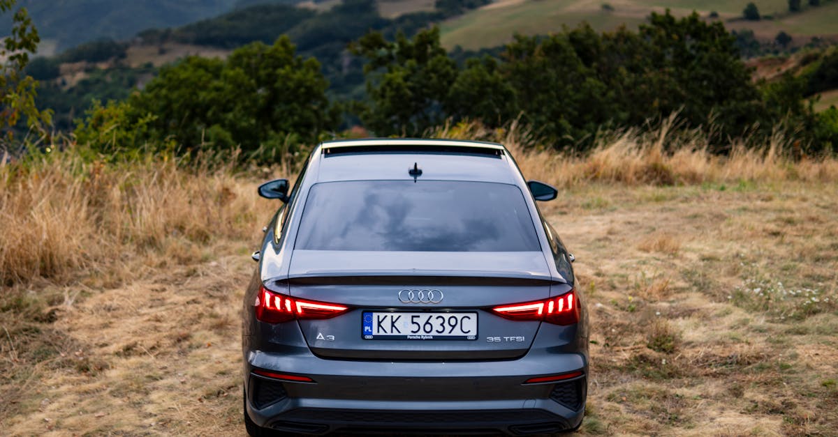découvrez l'audi a3, une berline compacte alliant élégance, performance et technologie avancée. explorez son design sophistiqué, ses caractéristiques innovantes et ses options de personnalisation pour une conduite inégalée.