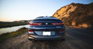 découvrez le bmw x6, un suv alliant puissance, élégance et technologie avancée. avec son design audacieux et ses performances exceptionnelles, le x6 redéfinit le confort et le style sur la route. explorez ses caractéristiques innovantes et ressentez l'adrénaline de son moteur dynamique.
