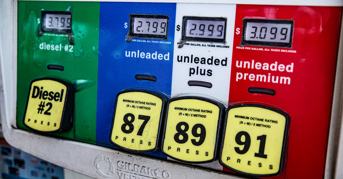 découvrez tout ce qu'il faut savoir sur le diesel : ses caractéristiques, applications, avantages et inconvénients. explorez l'impact environnemental et les alternatives pour un avenir plus durable.