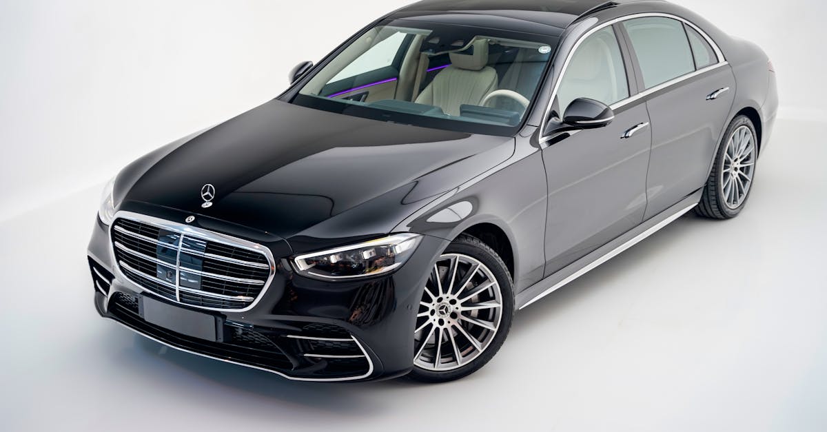 découvrez la mercedes-amg a 45 s 4matic+, une compacte sportive d’exception alliant puissance, technologie de pointe et design raffiné. vivez des sensations fortes au volant de cette voiture haute performance signée mercedes-benz.