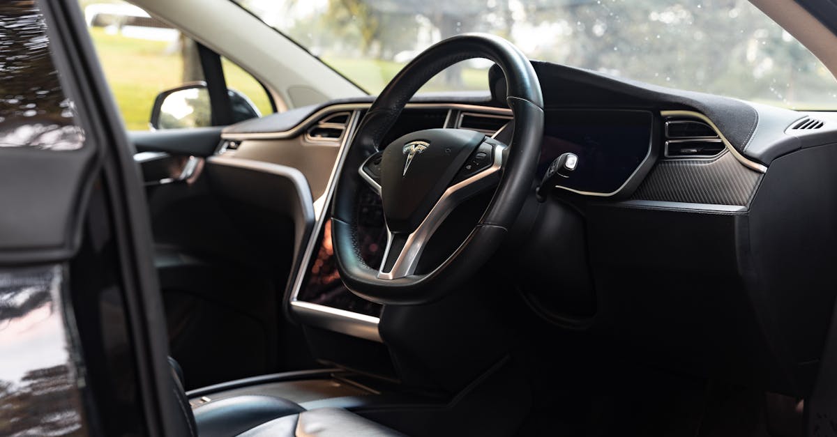 découvrez la tesla model 3, la berline électrique alliant performance, autonomie impressionnante et technologies avancées. conduisez l'avenir avec style et respect de l'environnement.