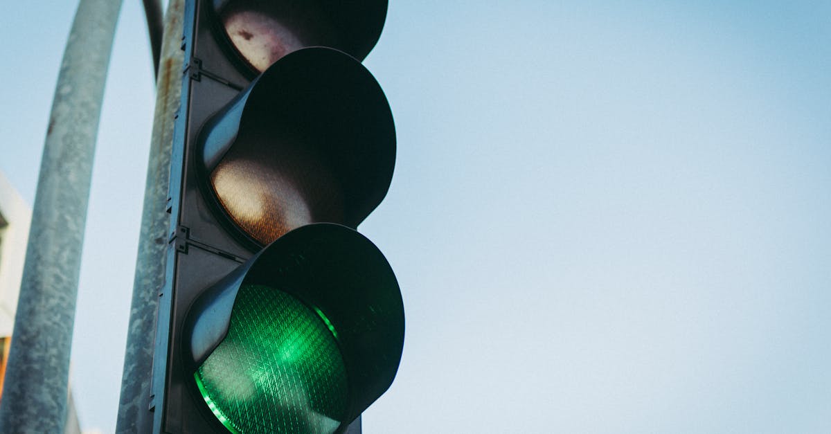découvrez dans cet article tout ce qu'il faut savoir sur le traffic : définitions, enjeux, stratégies pour augmenter la visibilité de votre site internet et attirer plus de visiteurs qualifiés.