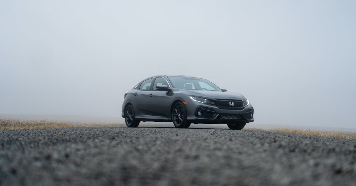 découvrez la honda civic : une voiture compacte alliant style, performances et fiabilité. consultez nos avis, caractéristiques techniques et dernières offres pour choisir la civic idéale.