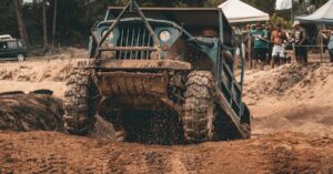 découvrez la jeep wrangler : le 4x4 légendaire alliant robustesse, design iconique et performance tout-terrain. partez à l’aventure avec un véhicule prêt pour tous vos défis.