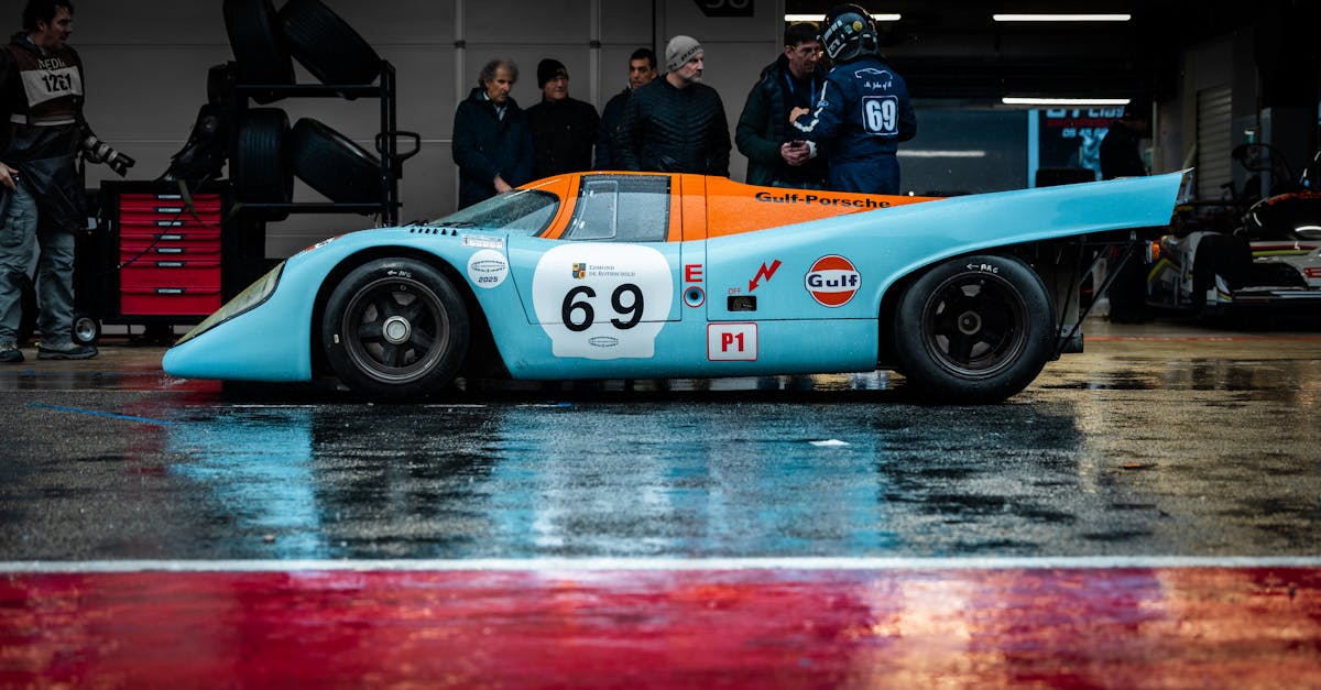 découvrez le mans, une ville historique célèbre pour sa course automobile légendaire, son patrimoine médiéval et ses charmantes ruelles. explorez son centre-ville, ses musées fascinants et vivez une expérience unique au cœur de la sarthe.