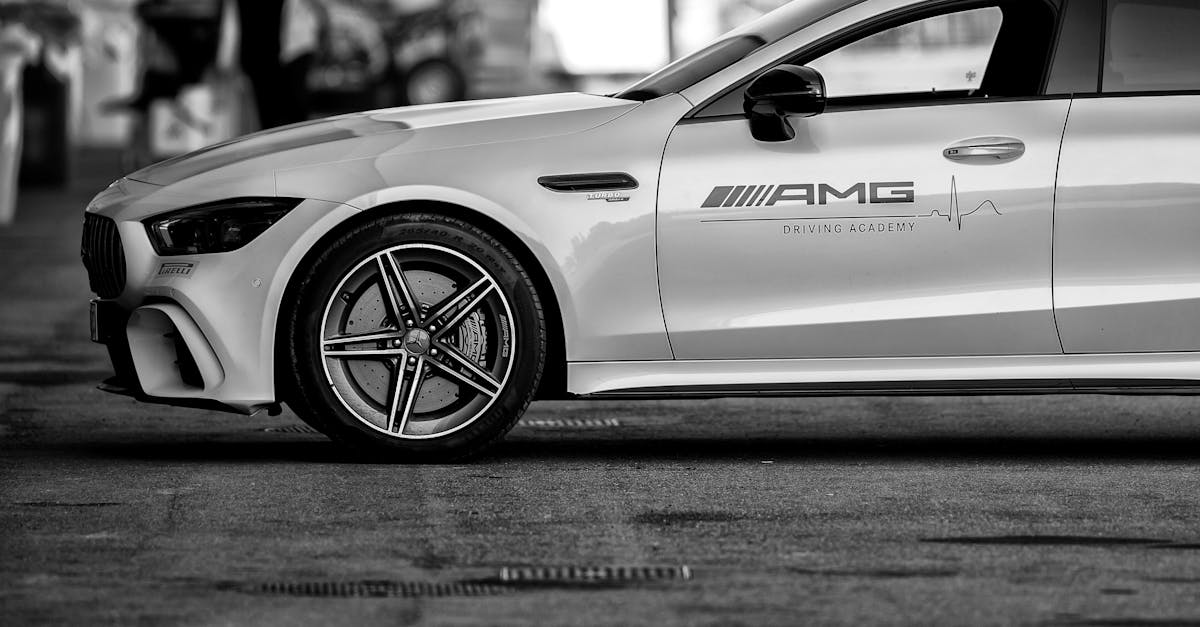 découvrez l’univers mercedes amg : performances exceptionnelles, design sportif et innovations technologiques. explorez nos modèles iconiques et vivez l’expérience de conduite ultime signée amg.