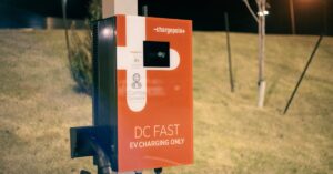 découvrez la recharge ultra-rapide : alimentez vos appareils en quelques minutes grâce à une technologie innovante qui maximise votre efficacité au quotidien.