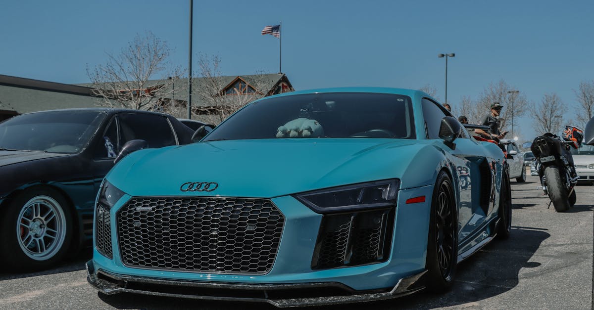 découvrez tout sur l'audi r8 : design sportif, performances impressionnantes et technologies de pointe. infos, essais et avis sur la supercar de la marque aux anneaux.