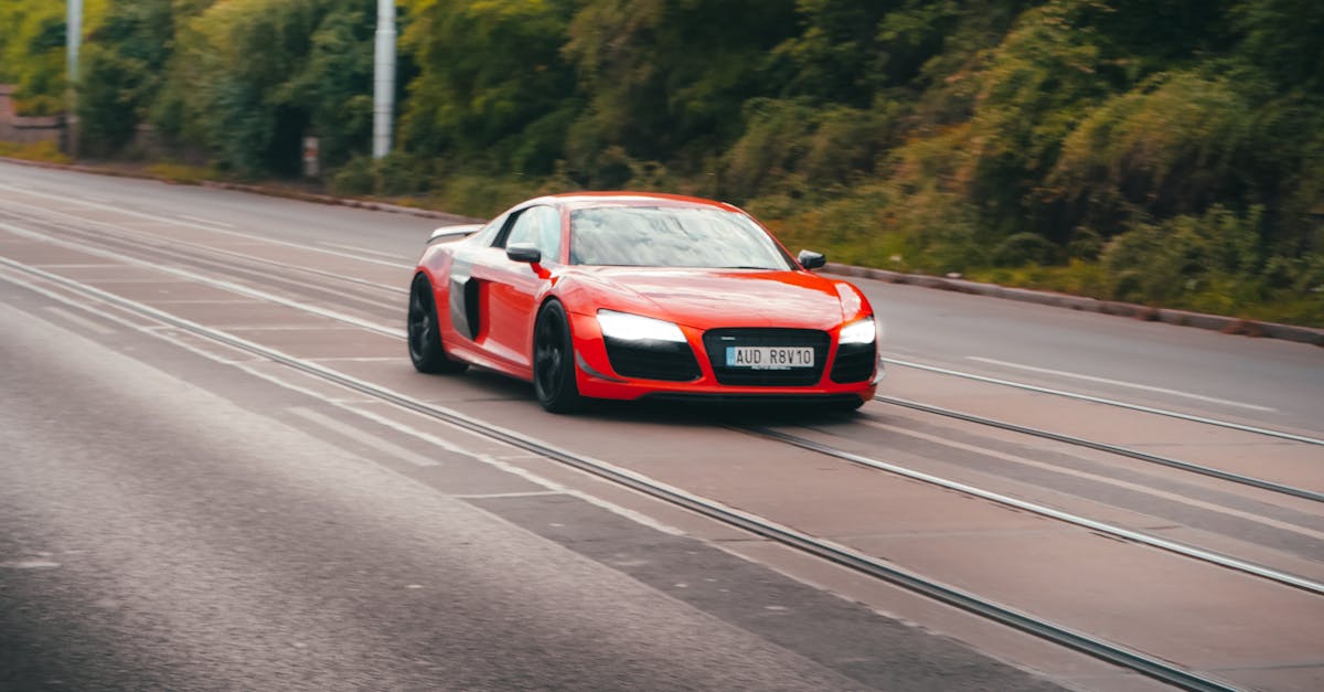découvrez l'audi r8, la supercar emblématique alliant design sportif, technologies de pointe et performances exceptionnelles. explorez ses caractéristiques, avis et modèles disponibles.