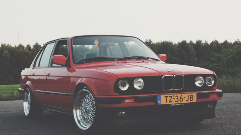 Une rare BMW M3 E30 Sport Evolution de 1990 avec moins de 60 000 km se vend à prix d’or