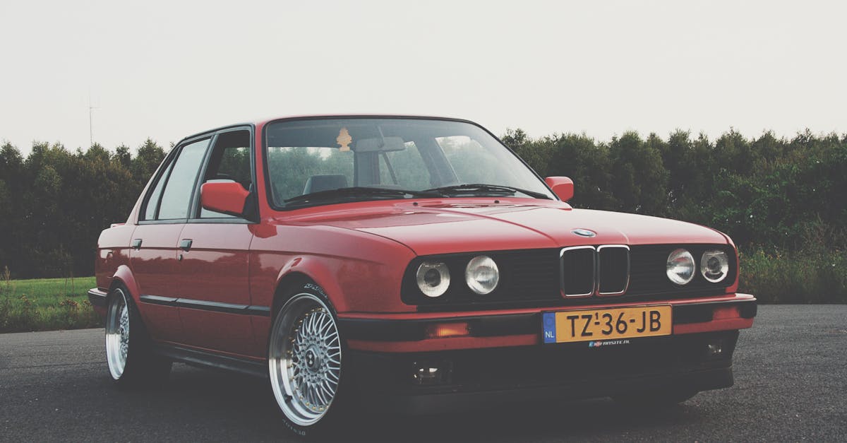 Une rare BMW M3 E30 Sport Evolution de 1990 avec moins de 60 000 km se vend à prix d’or