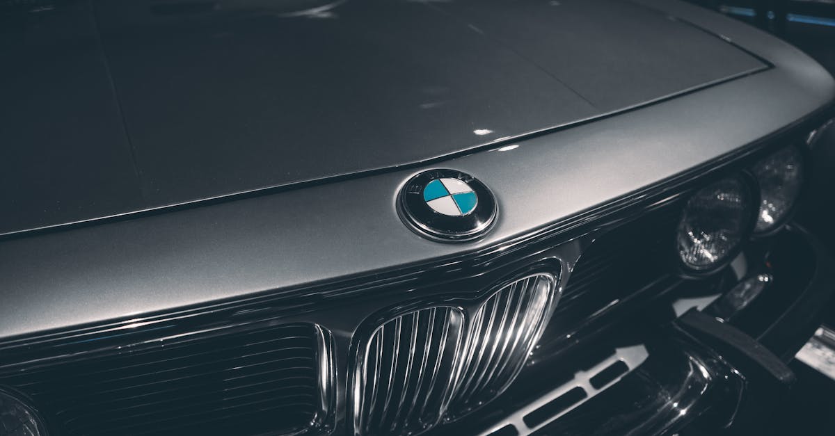 découvrez la bmw x1 : un suv compact alliant élégance, performances et technologies innovantes. profitez d'un confort de conduite supérieur et d'un design raffiné, idéal pour la ville comme pour les longs trajets.