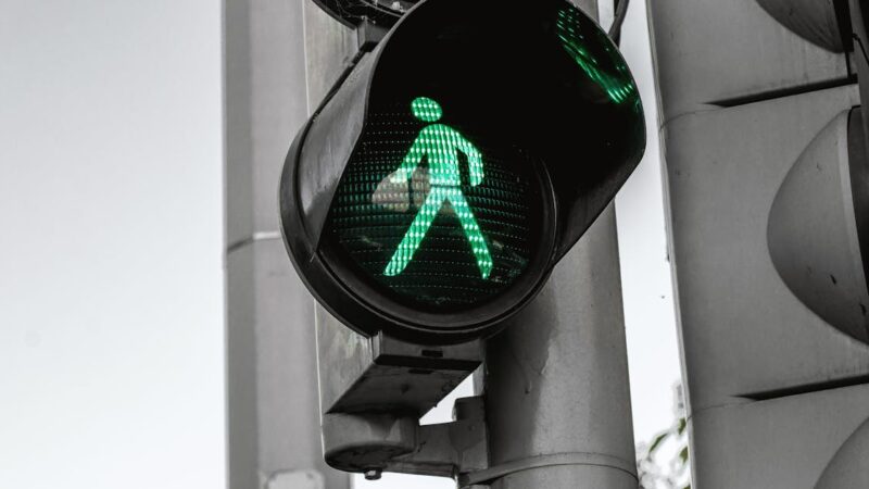 Découvrez le nouveau panneau de signalisation avertissant des dangers sur nos routes