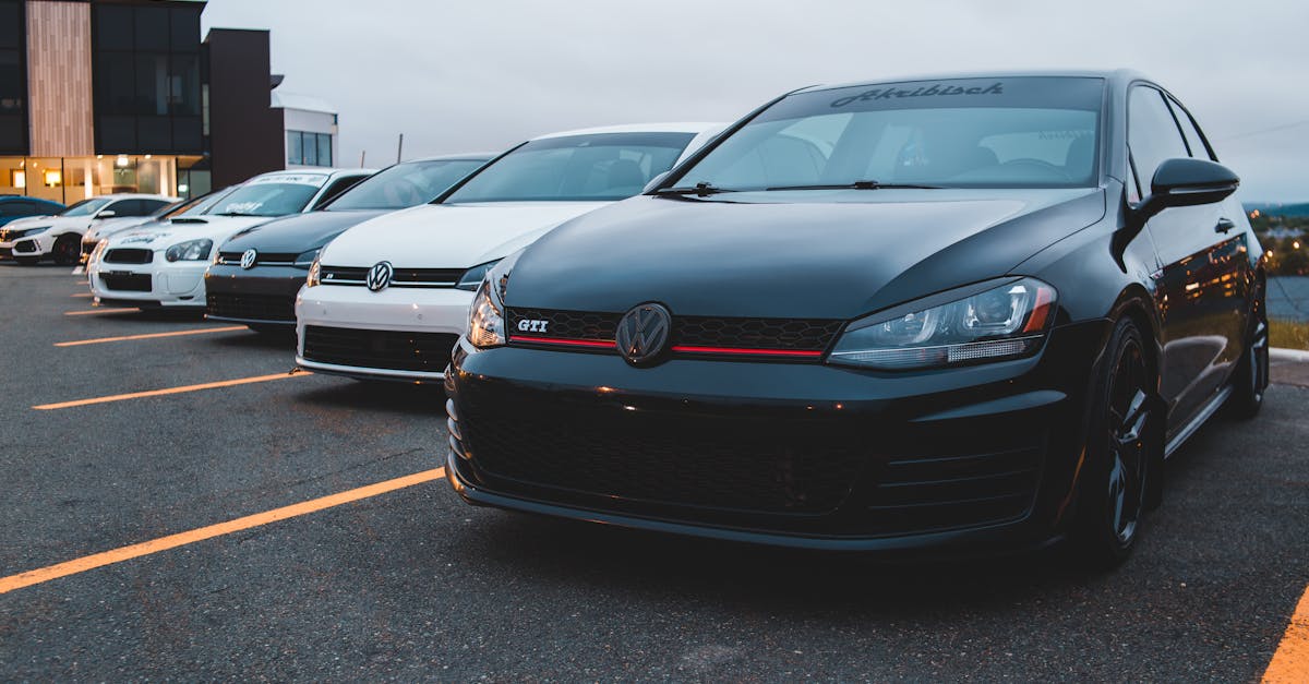 découvrez la volkswagen gti : une compacte sportive alliant performance, design emblématique et plaisir de conduire. explorez ses caractéristiques, son histoire et les avantages de la légendaire gti.
