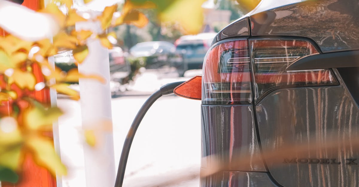 découvrez les meilleures voitures hybrides rechargeables abordables : performances écologiques, économies de carburant et prix accessibles pour tous les budgets.