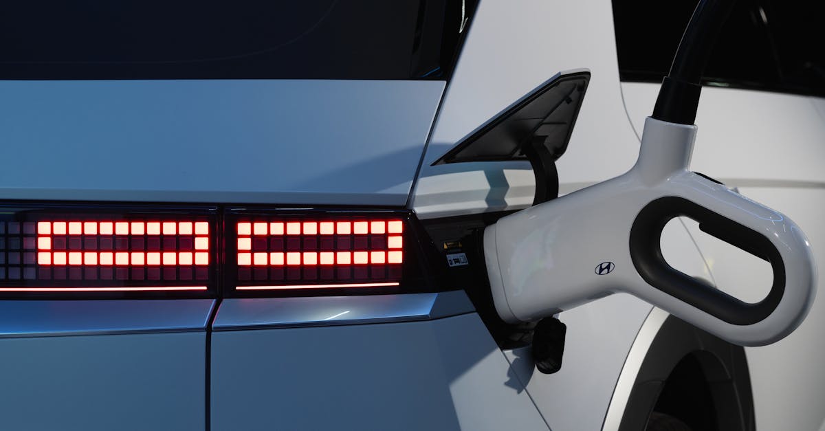 découvrez la hyundai ioniq 6, une berline électrique alliant design futuriste, performance exceptionnelle et technologies innovantes pour une expérience de conduite unique.