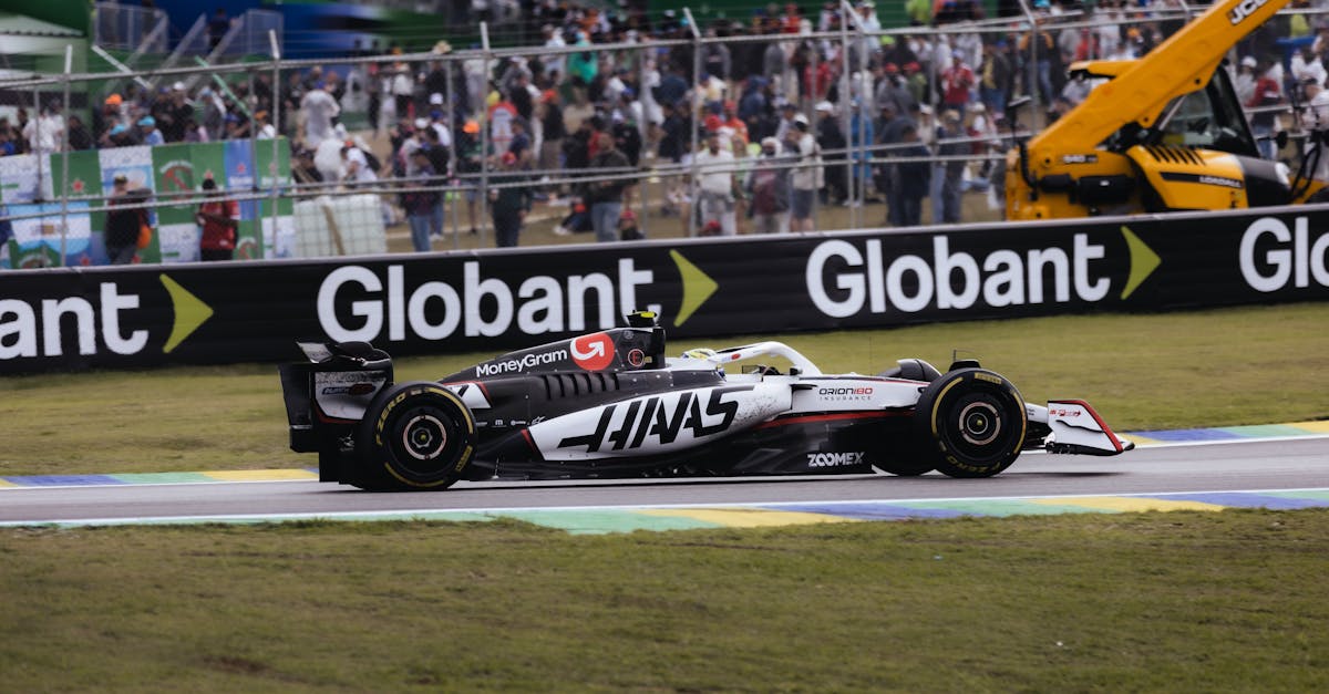 découverte de la mercedes cls : le coupé qui allie style et performance