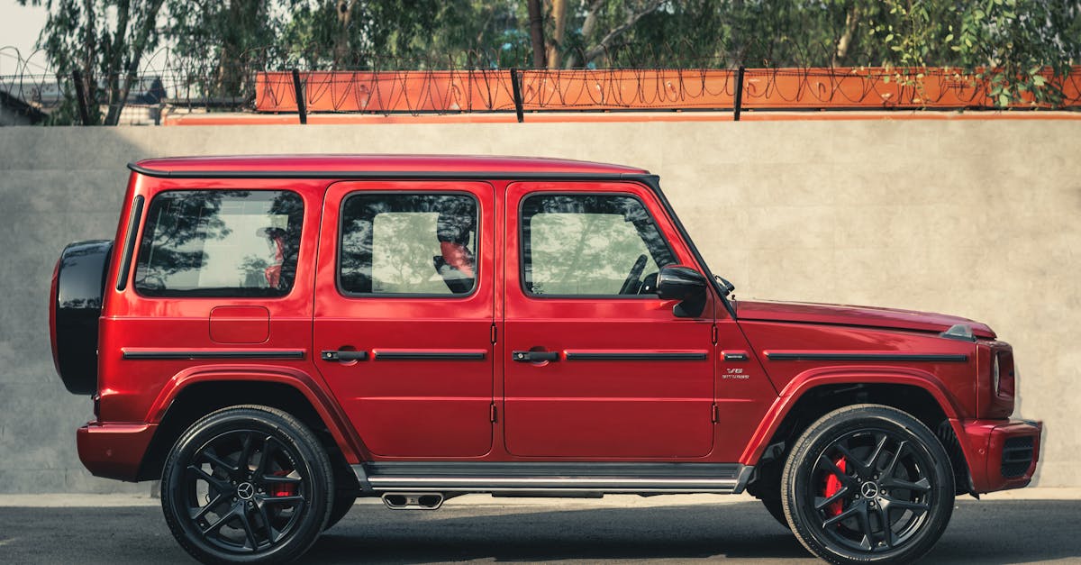 découvrez le mercedes glb, un suv spacieux et polyvalent alliant confort, technologie avancée et design élégant pour des aventures en toute sécurité.