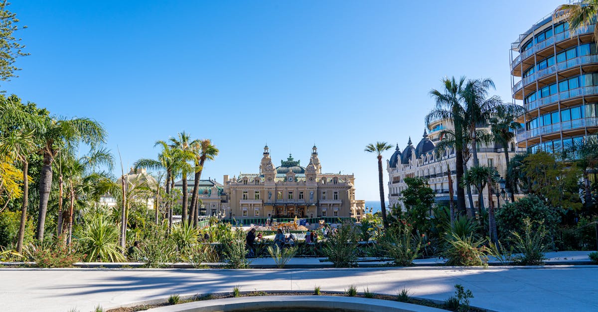 découvrez le grand prix de monaco, une course emblématique de formule 1 au cœur de la principauté, avec ses virages légendaires et son ambiance unique.