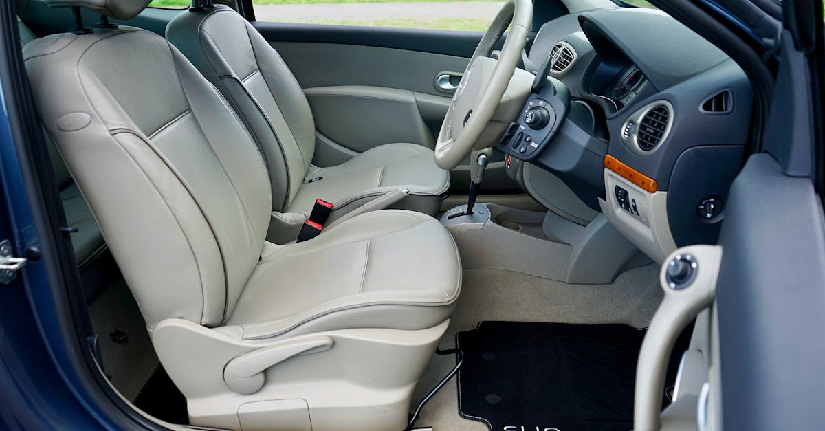 découvrez la renault rafale, le nouveau suv coupé haut de gamme alliant design moderne, technologies innovantes et performances remarquables. explorez ses atouts pour une expérience de conduite unique.