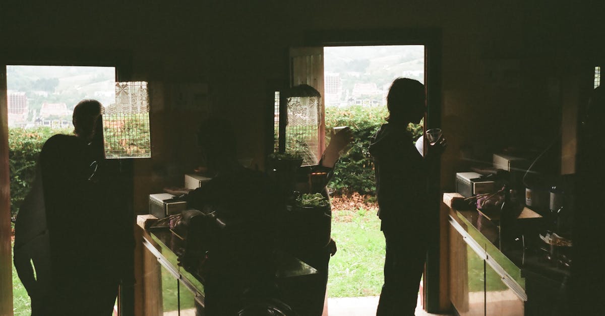 découvrez sébastien loeb, légende du rallye français, multiple champion du monde, reconnu pour son talent exceptionnel et ses exploits impressionnants sur les pistes.