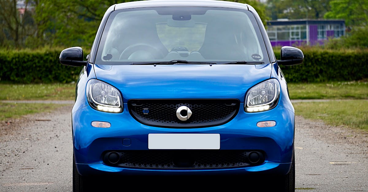 découvrez la smart fortwo : une citadine compacte, économique et idéale pour la conduite en ville. profitez de son design moderne, de son agilité et de son confort pour tous vos déplacements urbains.