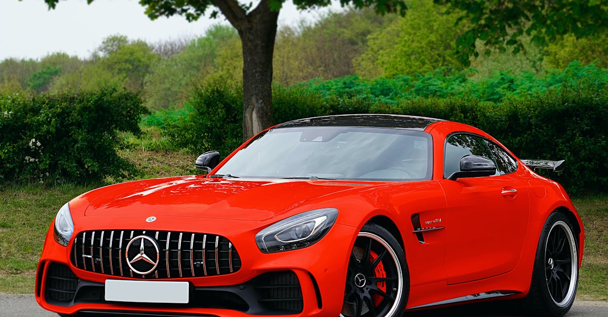 découvrez la dacia duster 1.5 dci 110 4x2 prestige 2014, un suv compact alliant performance, confort et design élégant, idéal pour la conduite urbaine et les aventures en plein air.