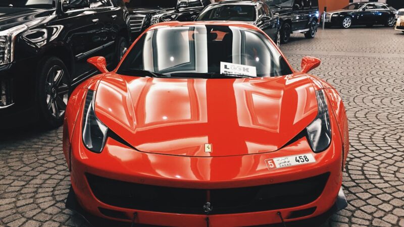 Une Ferrari Monza SP1 mise aux enchères : un modèle rare avec seulement 140 km au compteur !