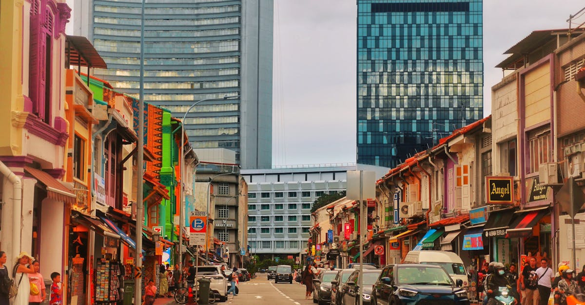 découvrez tout ce que vous devez savoir sur les infractions de stationnement : réglementations, amendes et conseils pour éviter les sanctions.