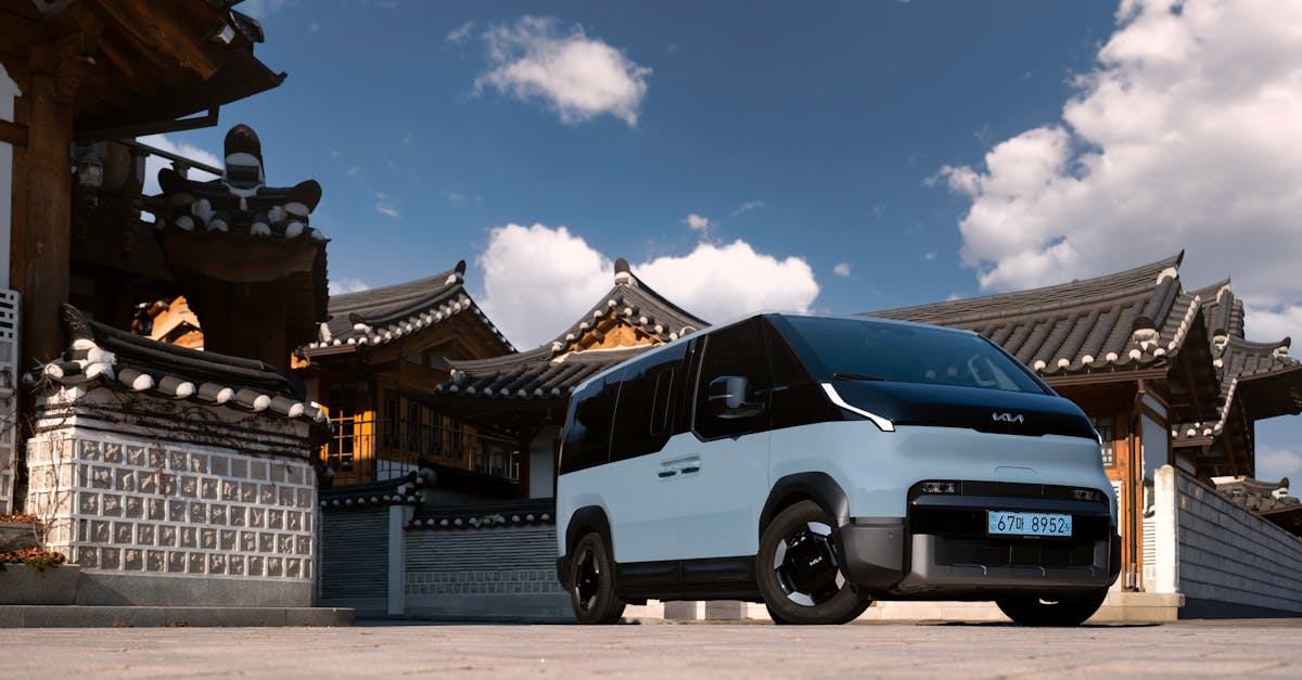 Découvrez la nouvelle génération de la Peugeot 208 100% électrique : secrets et innovations dévoilés