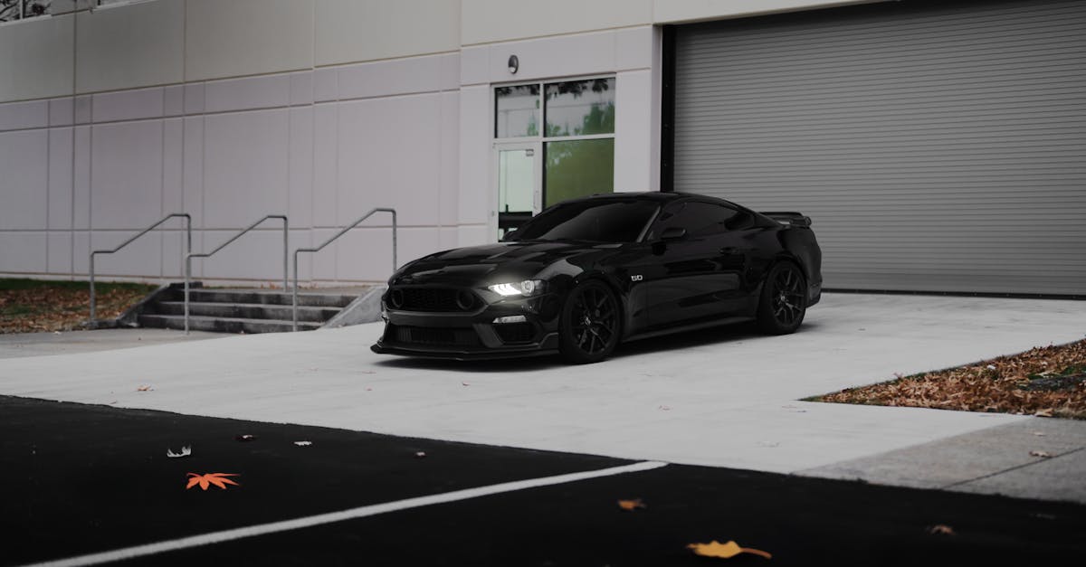 découvrez la ford mustang, une voiture emblématique alliant performance, design sportif et technologie moderne pour une expérience de conduite unique.